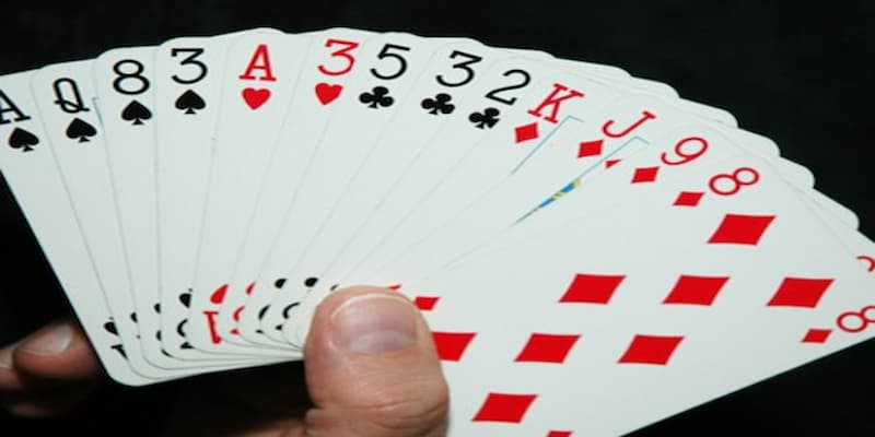Tiến lên về điểm nổi bật